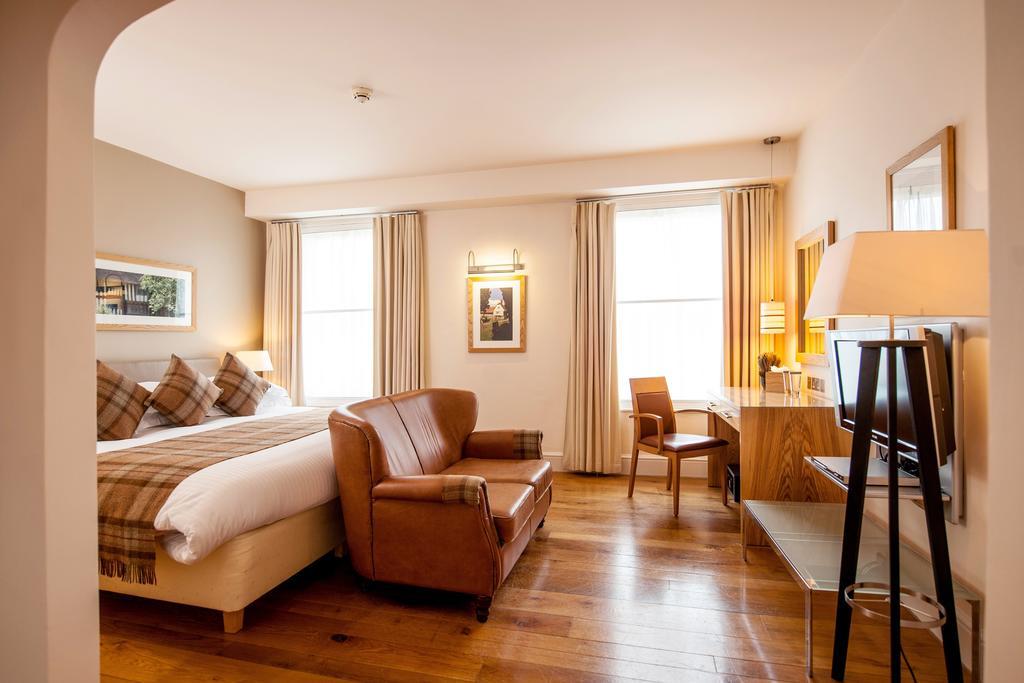 Hotel Abode